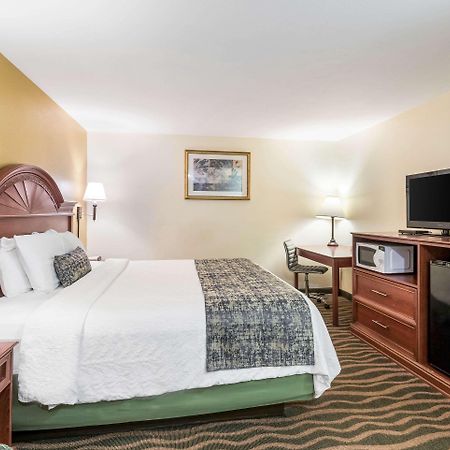 Rodeway Inn Cadiz Εξωτερικό φωτογραφία