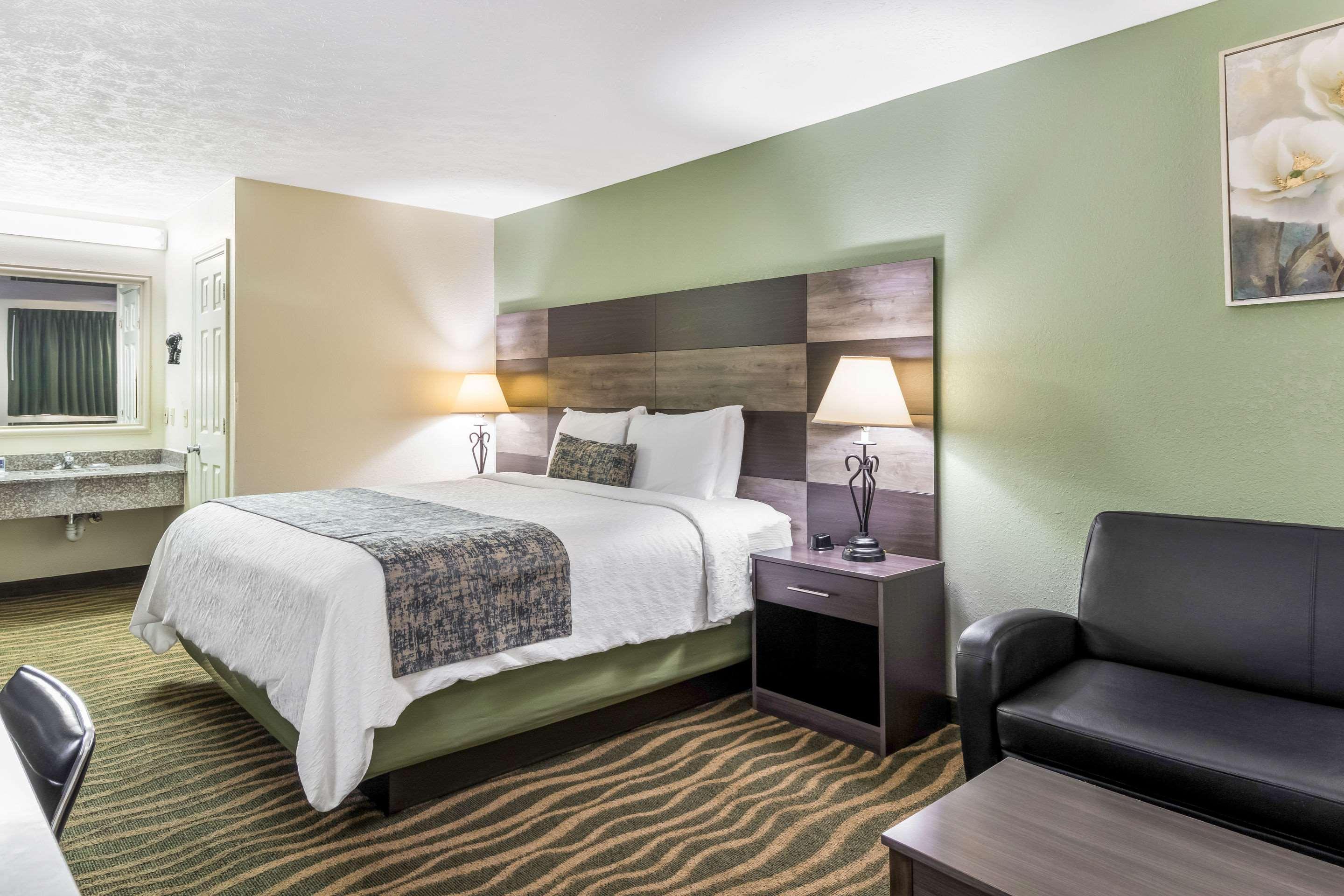 Rodeway Inn Cadiz Εξωτερικό φωτογραφία