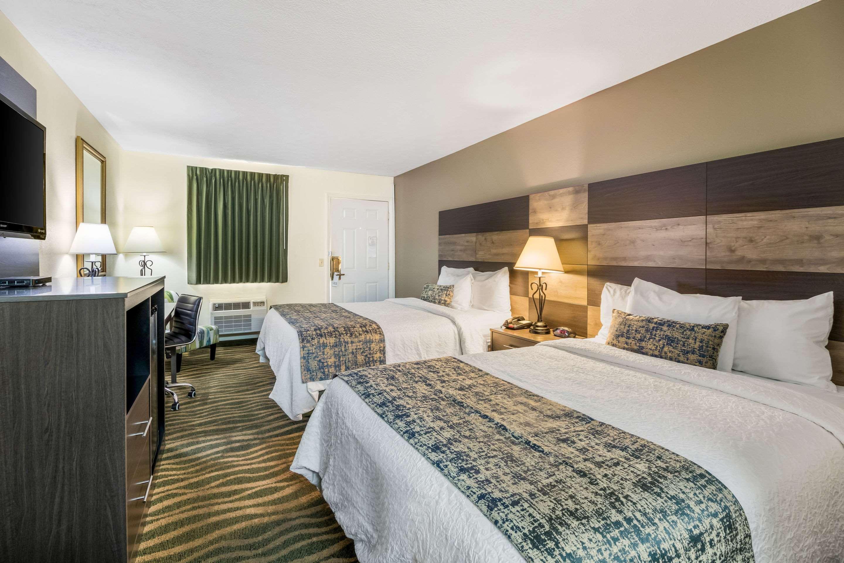 Rodeway Inn Cadiz Εξωτερικό φωτογραφία