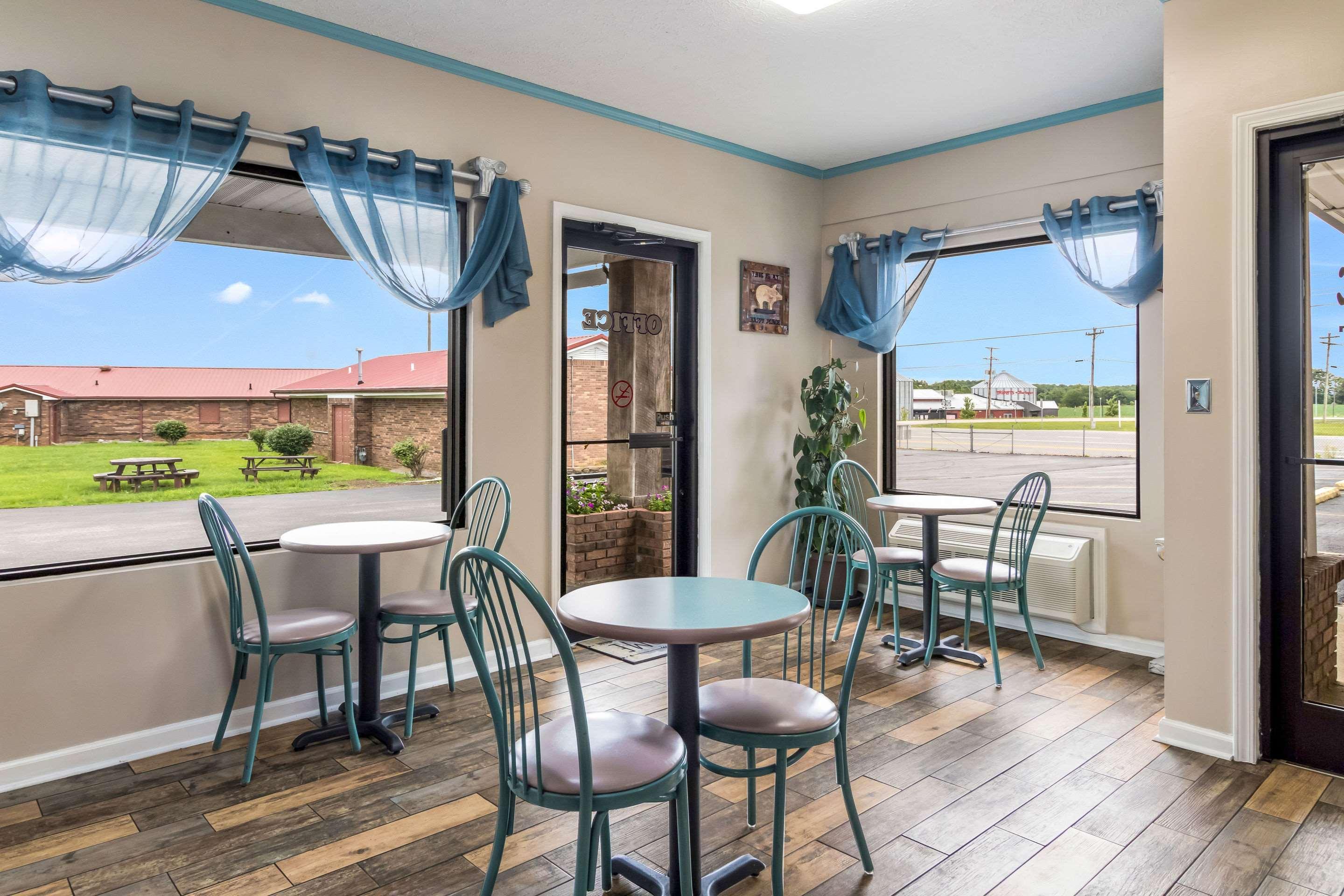Rodeway Inn Cadiz Εξωτερικό φωτογραφία