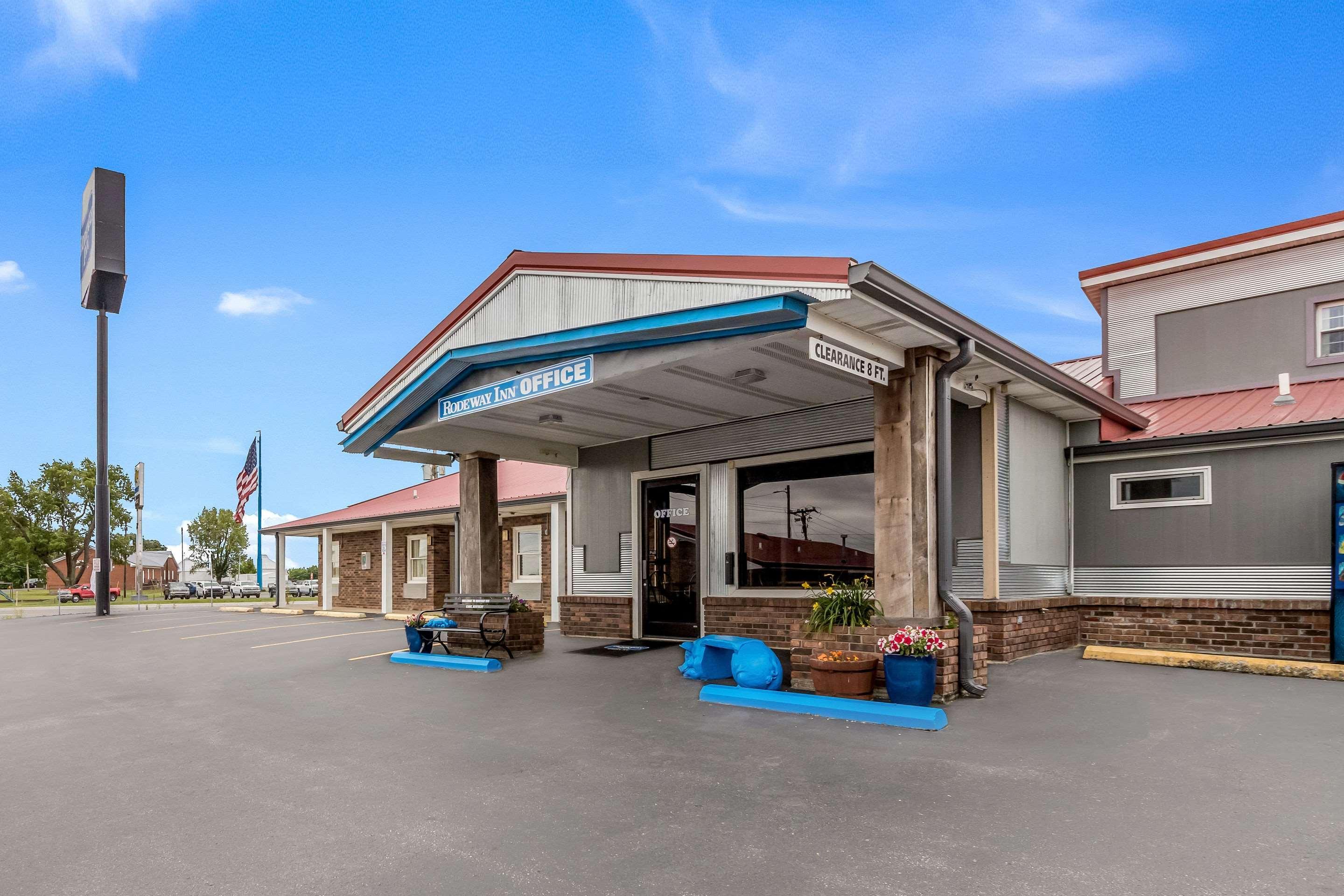 Rodeway Inn Cadiz Εξωτερικό φωτογραφία